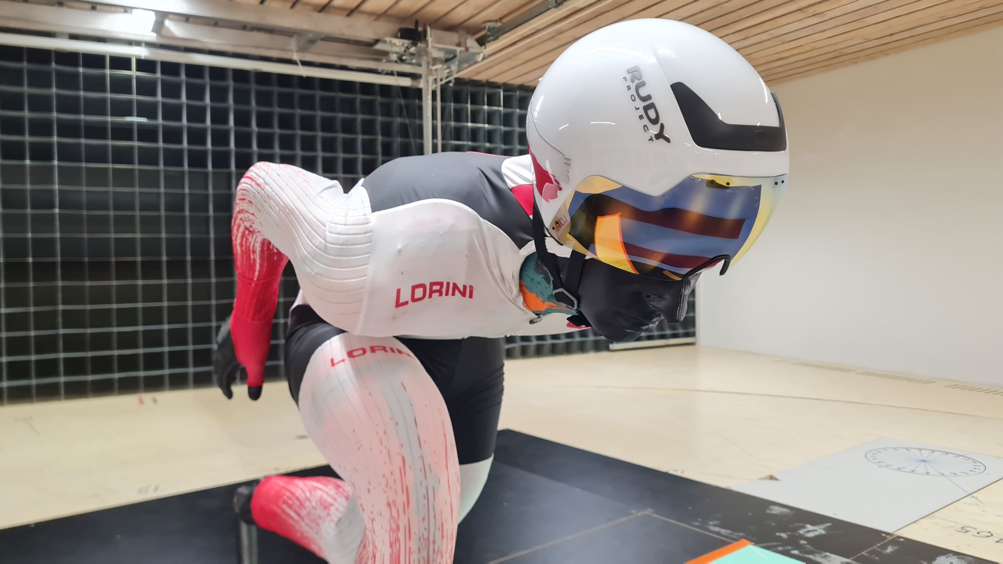 Badania aerodynamiczne Politechniki dla Poslkiego Związku Łyżwiarstwa Szybkiego