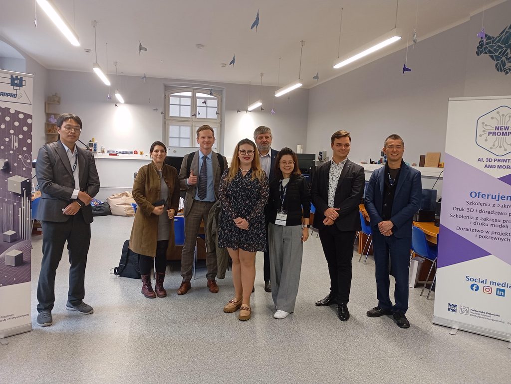 Taiwanese delegation at #D Print Lab at PK KUT